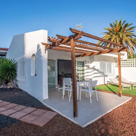 Newly Refurbished In Prime Location * Playa de las Américas