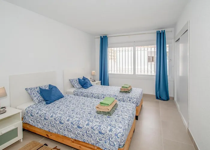 Newly Refurbished In Prime Location Appartement *