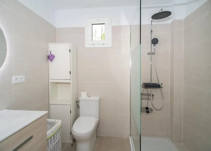 Newly Refurbished In Prime Location Playa de las Americas (Tenerife)