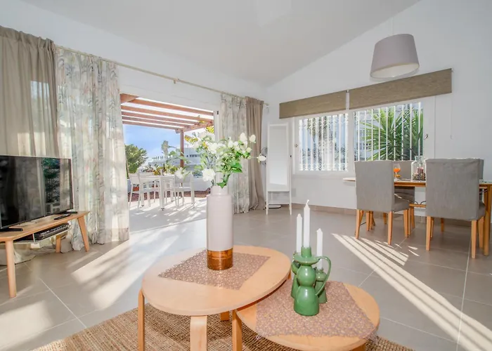 Newly Refurbished In Prime Location